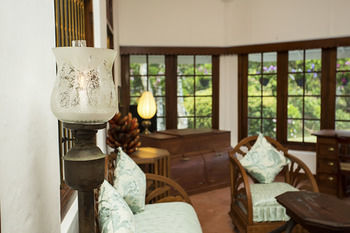 Mountbatten Bungalow- Thema Collection